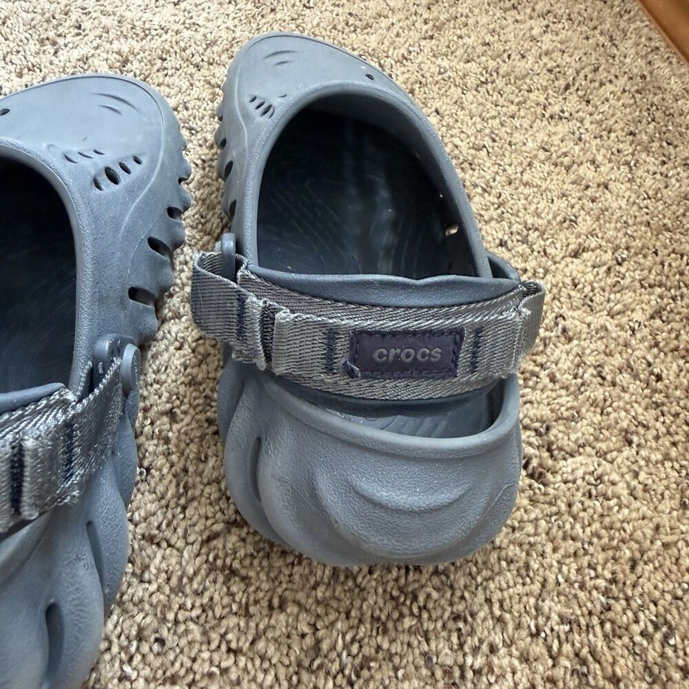 Crocs Echo Clog Womens 6 (Mens 4) Blue Comfort Casual Slip On Shoes Lug Sole - Picture 3 of 10